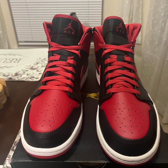 Air Jordan 1 Mid men’s size 11 new - Picture 7 of 8